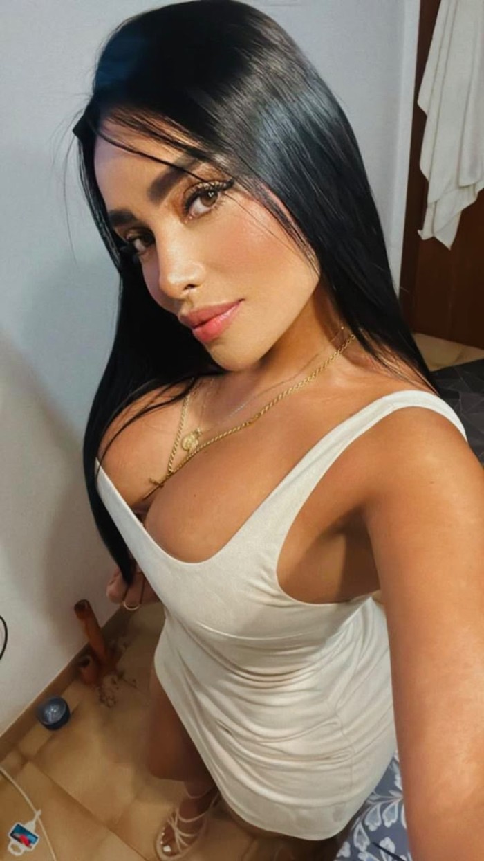 COLOMBIANA  CLASE Y SENSUALIDAD 642146394