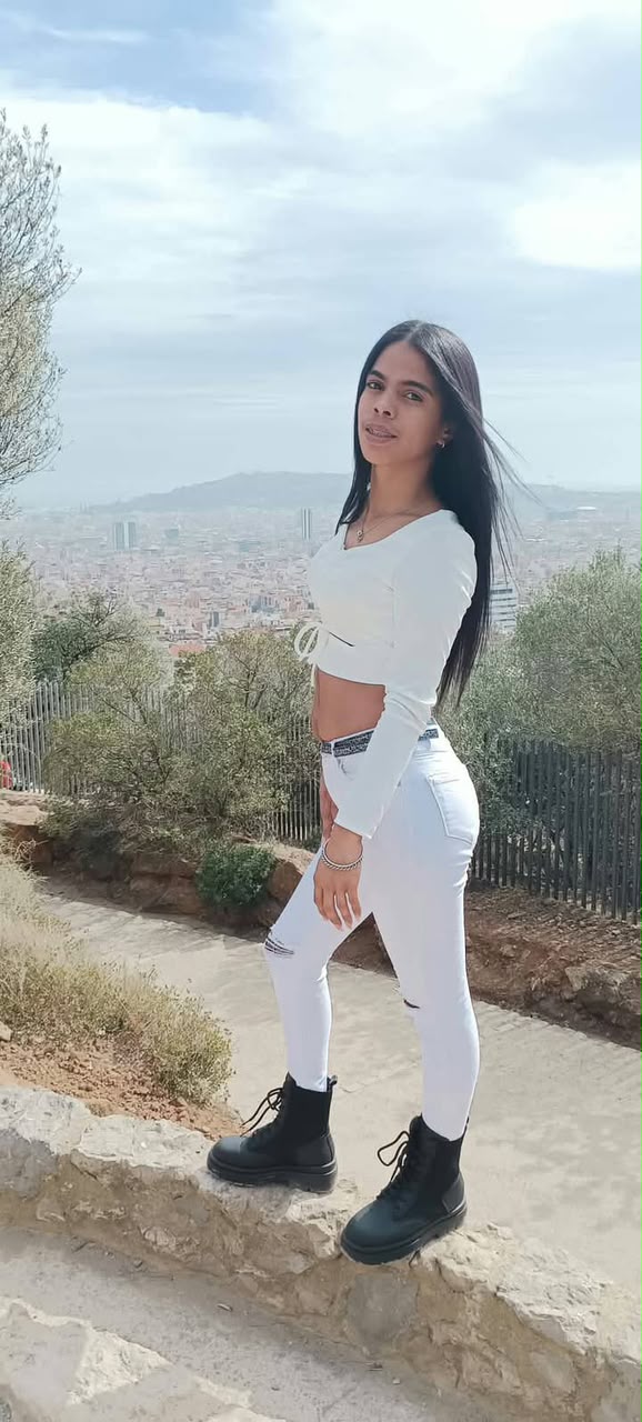ME COMERAS RICO CAMILA EN EL ZAPILLO