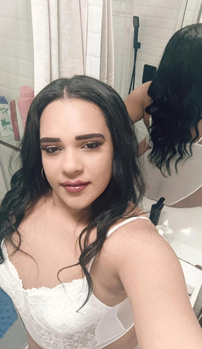 EN SANTIAGO DE COMPOSTELA ADICTA AL SEXO TRANS