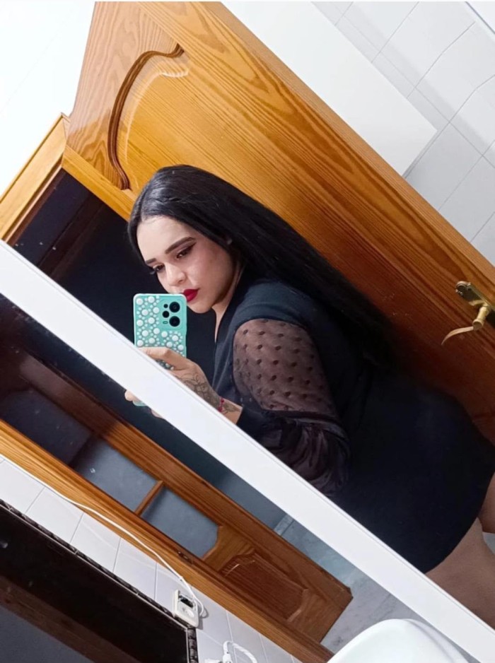EN SANTIAGO DE COMPOSTELA ADICTA AL SEXO TRANS