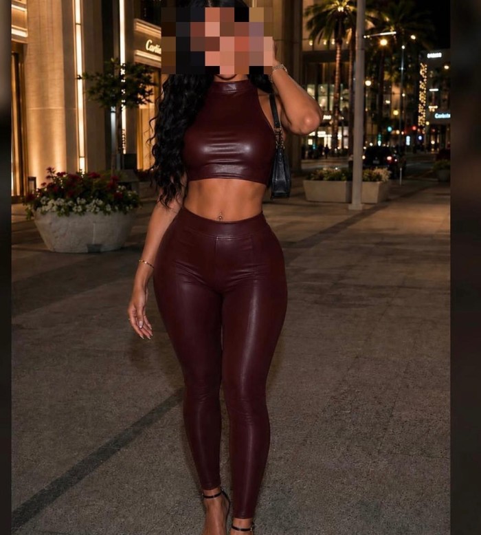 cuerpo de modelo morenaza exclusiva teruel