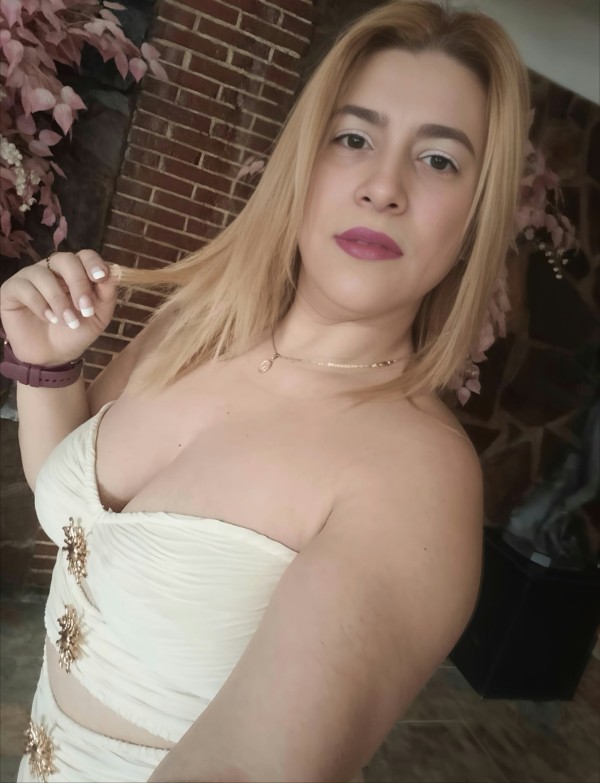 LUNA COLOMBIANA DE ESCANDALO, INOLVIDABLE