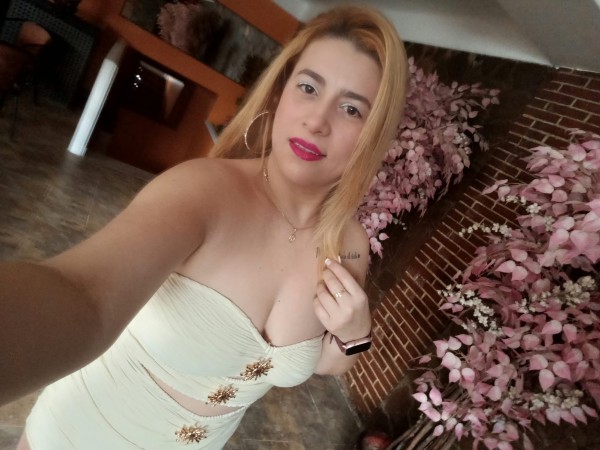 LUNA COLOMBIANA DE ESCANDALO, INOLVIDABLE