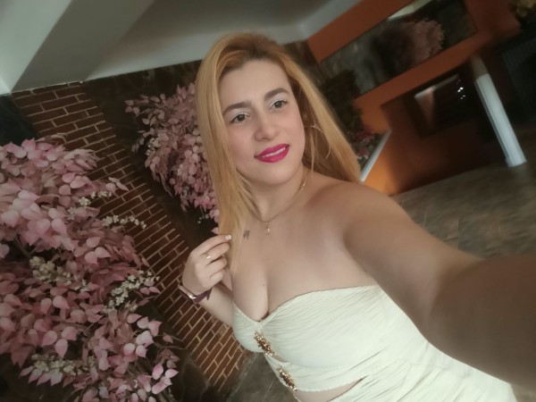 LUNA COLOMBIANA DE ESCANDALO, INOLVIDABLE