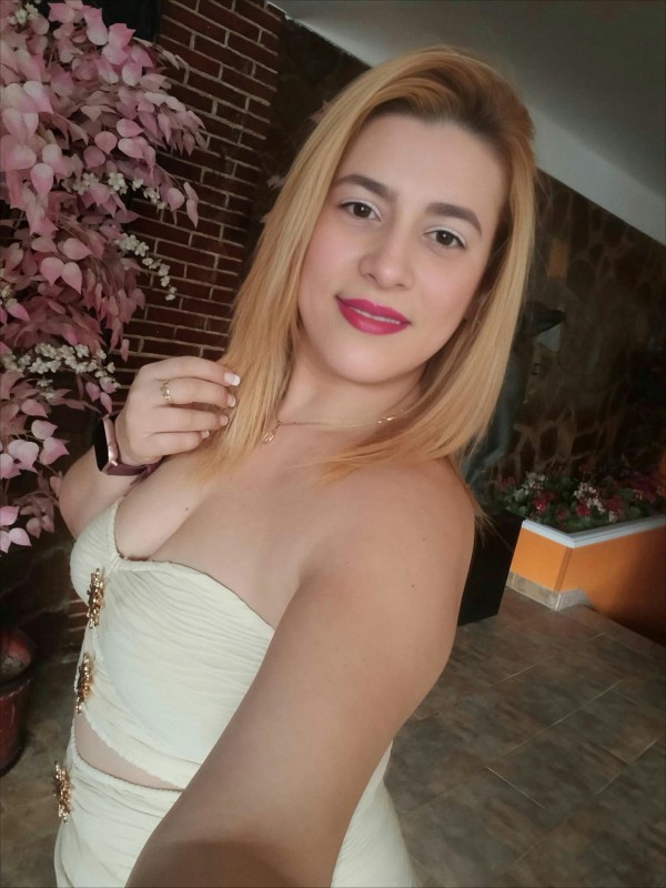 LUNA COLOMBIANA DE ESCANDALO, INOLVIDABLE