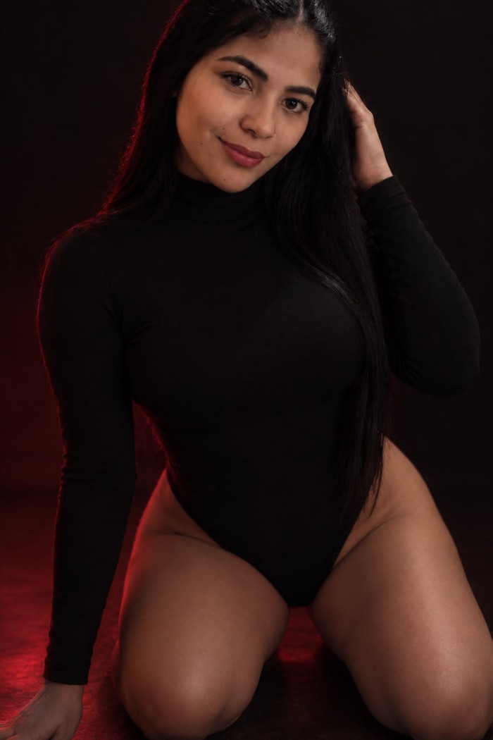 SENSUAL MUY ARDIENTE SIN LIMITES CUMPLIRE TU DESEO