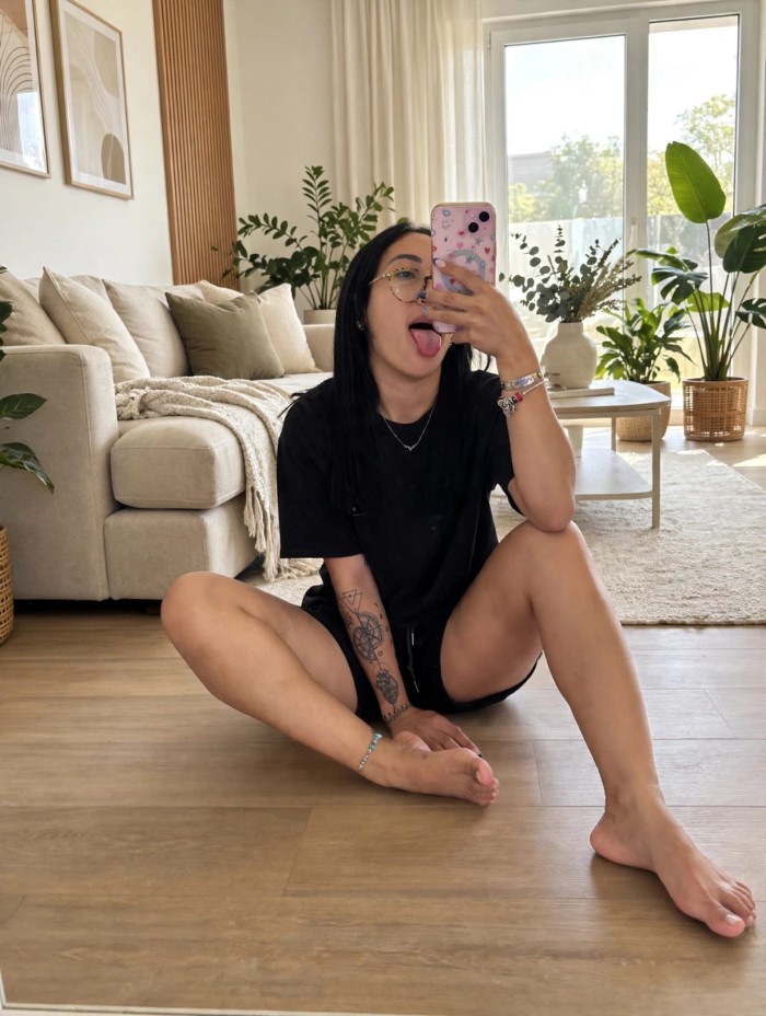 SOY SELENA, COLOMBIANA DISCRETA Y ARDIENTE