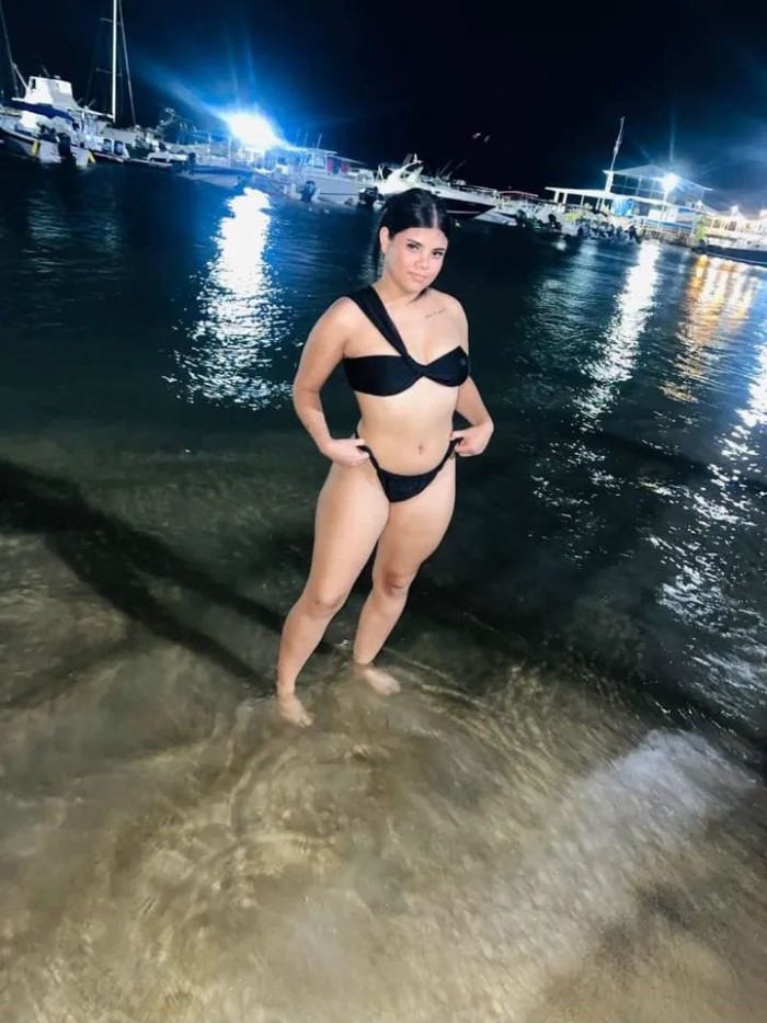 BELLA JOVENCITA NUEVA EN AVILES INDEPENDIENTE 24H