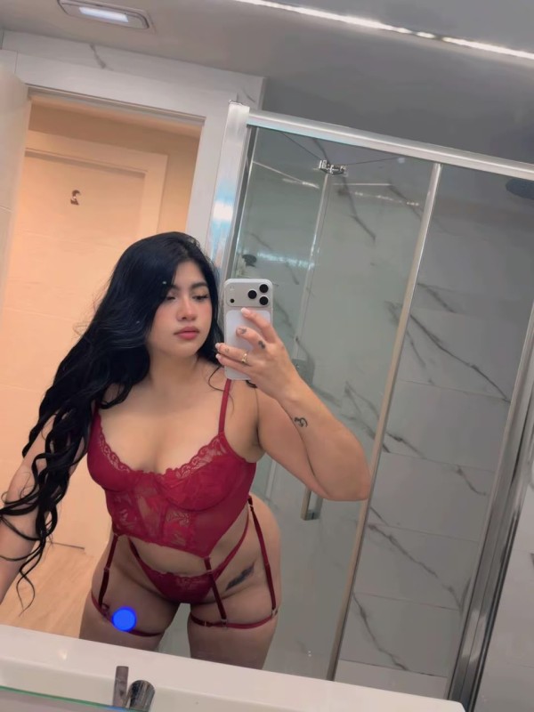 ¡Soy valeria una jovencita super ninfomana muy juguetona y super viciosa me