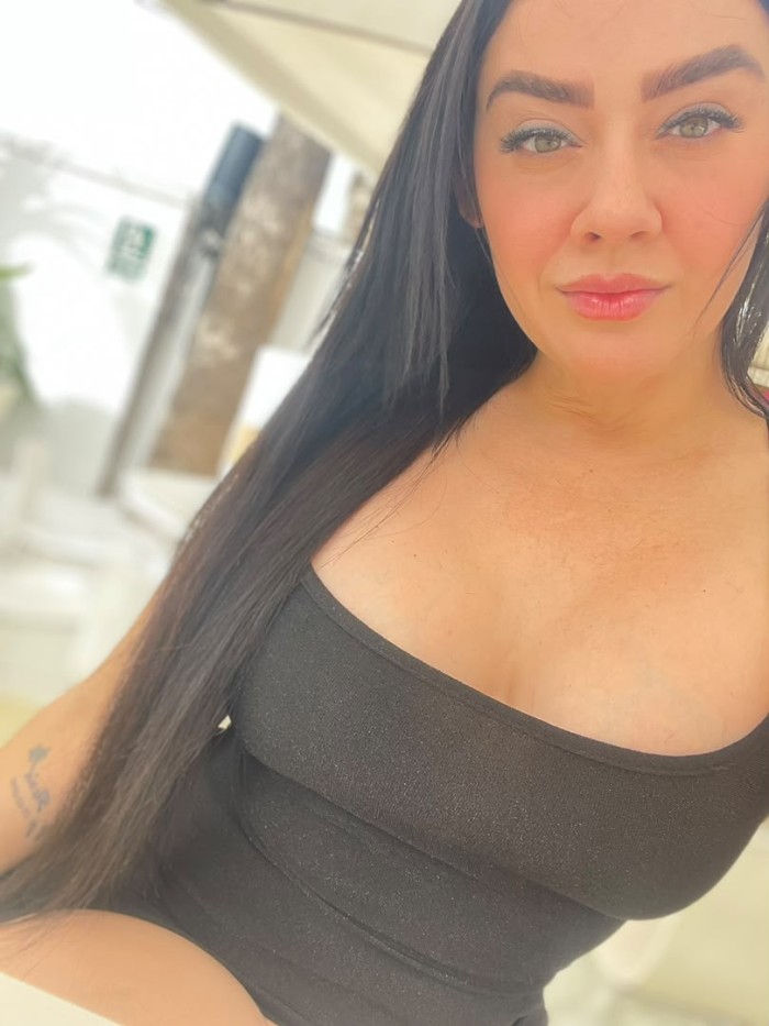 UNICA BOMBA DE SEXO ARDIENTES NOVEDAD CALLE CUENCA