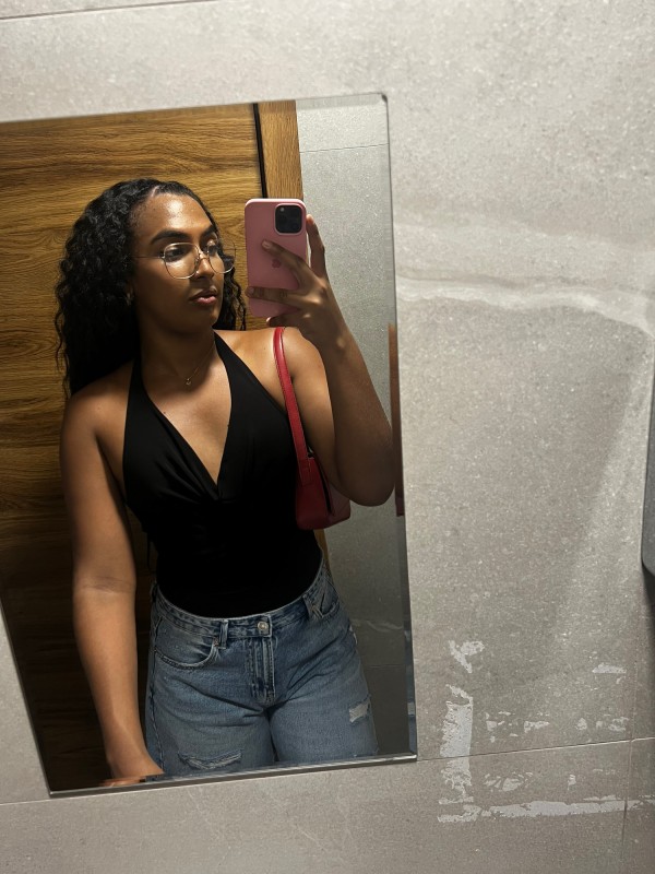 Novedad Guapa trans morena fiestera