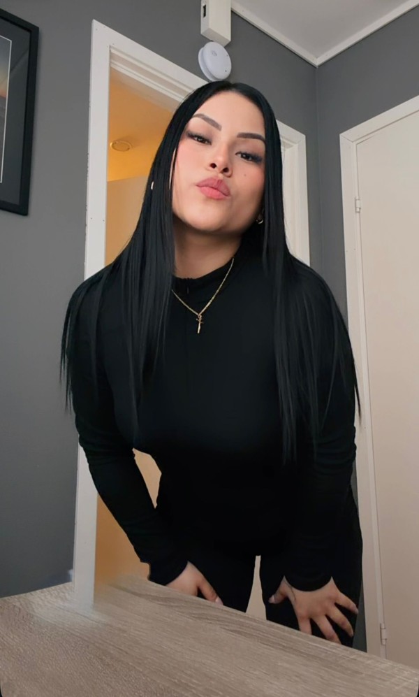 Morenaza guapísima nueva por la zona