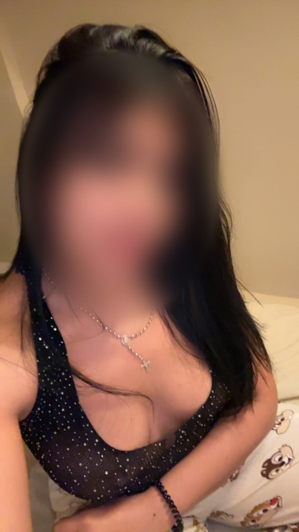 ROMINA COLOMBIANA CALIENTE PARA PASAR UN RATO RICO