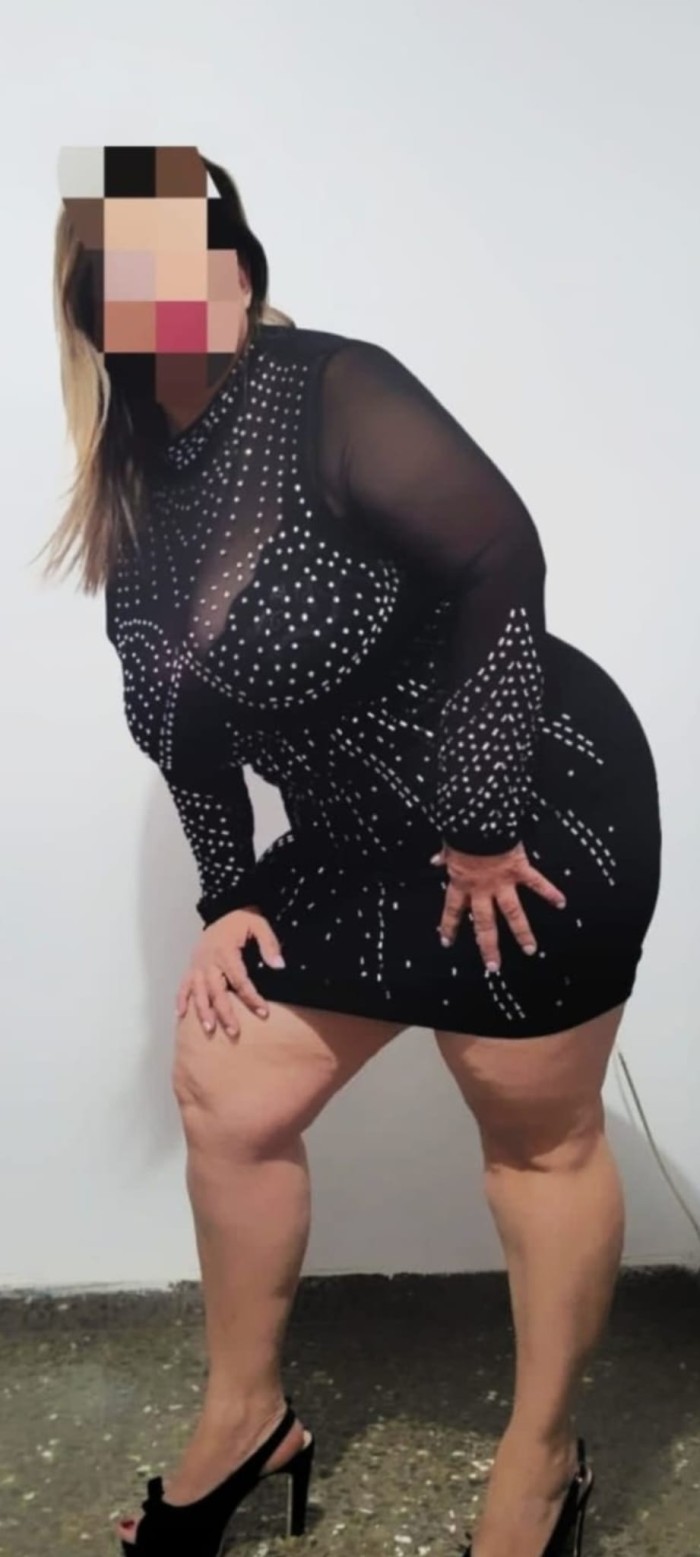 MADURITA CACHONDA Y ARDIENTE PURO FUEGO VEN A DISFRUTAR