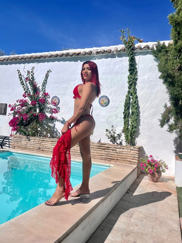 Reina de las Fiestas Blancas Activa Vergona 24H.