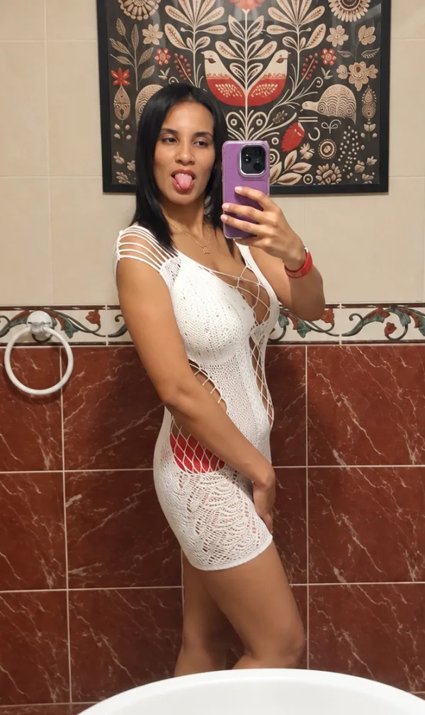LOLA- VICIO Y PLACER- VICE AND PLEASURE