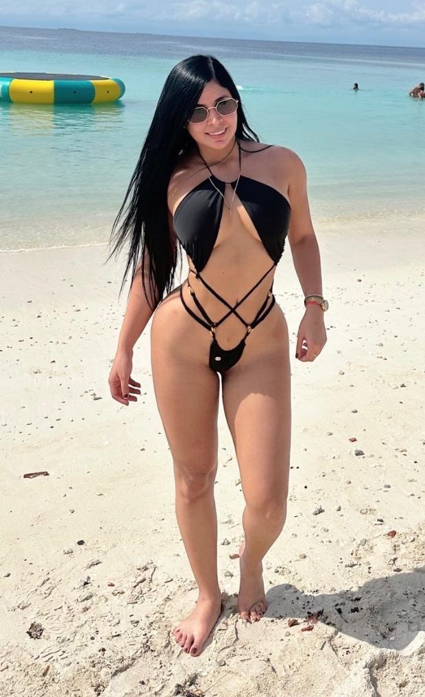 IMPRESIONANTE MORENAZA, PURO MORBO Y PLACER