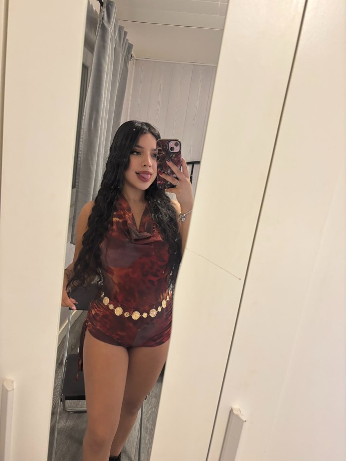 EN ALMENDRALEJO CALIENTE ARDIENTE DESEOSA DE SEXO