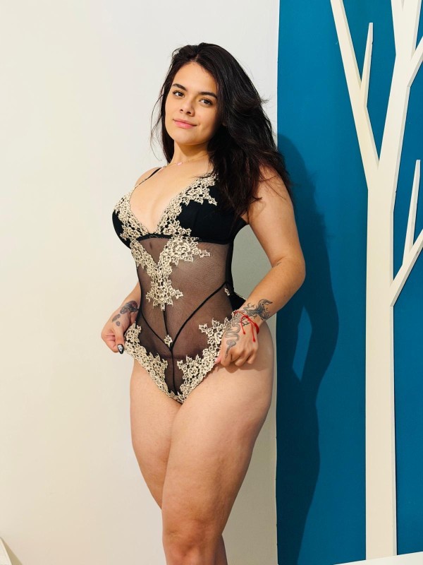 SENSUAL GUARRA SUMISA EN PLAYA DE ACEQUION NOVEDAD
