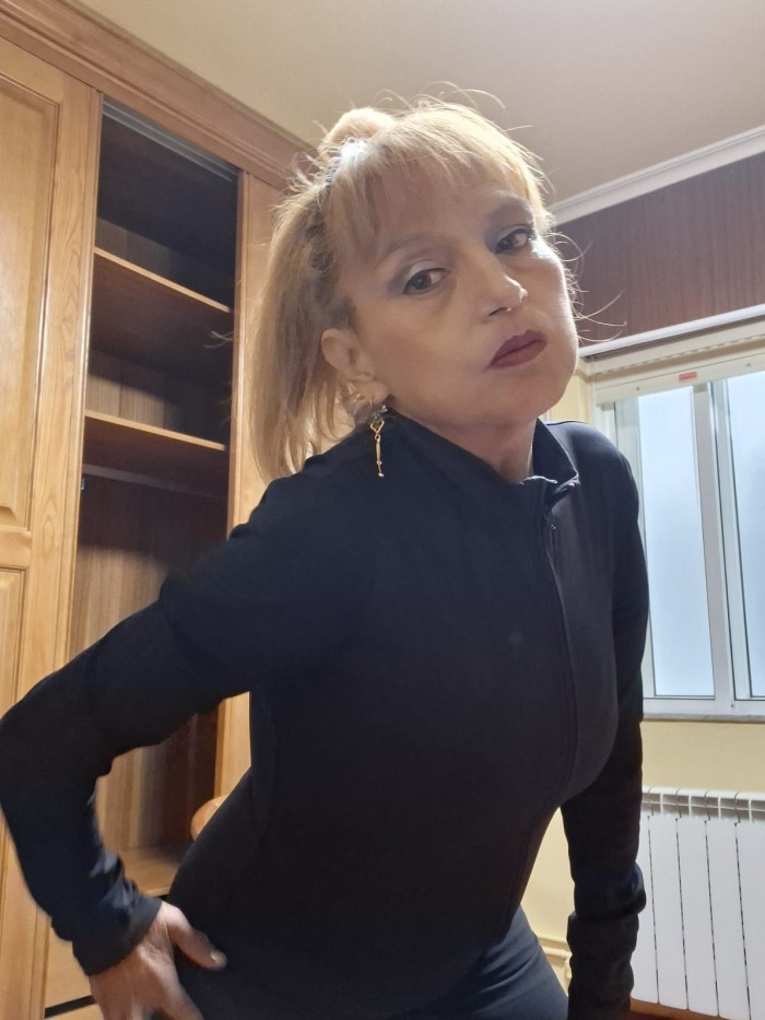 MADURITA ATREVIDA JUGUETONA SENSUAL Y DIVERTIDA
