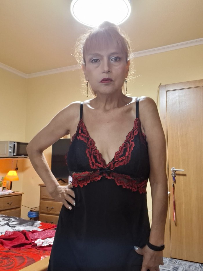 MADURITA ATREVIDA JUGUETONA SENSUAL Y DIVERTIDA