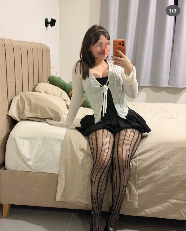 Jovencita ardiente tú por tu cuidad