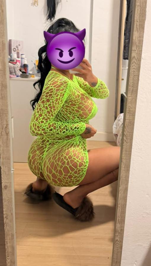 DIOSA EROTICA MULTIORGASMICA CON GANAS DE SEXO