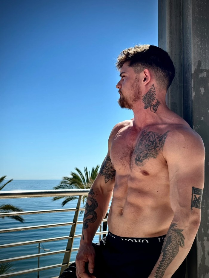 SOLO SALIDAS! MUJERES/PAREJAS NACHO MODELO ANDALUZ