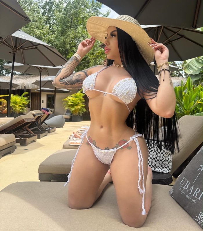 Venezolana Súper sexy, tatuada, irresistible