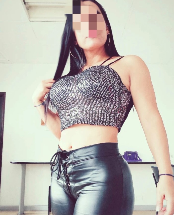 SARA TU JOVENCITA FIESTERA…LA MAS VICIOSA Y SALIDA