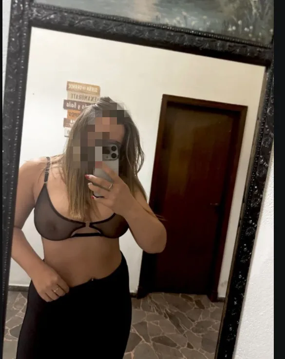 LUZ COLOMBIANA RUBIA MORBOSA Y COMPLACIENTE
