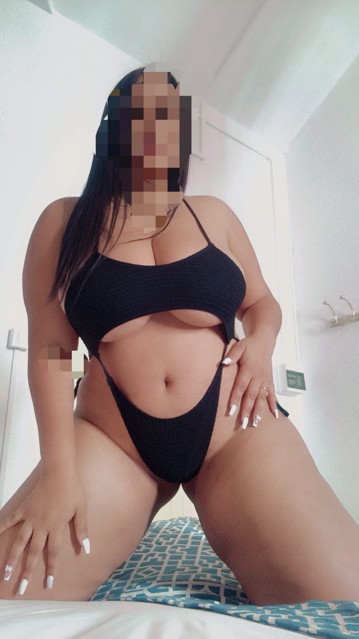 EN LA LAGUNA ESCORT ARDIENTE DESEOSA DE SEXO