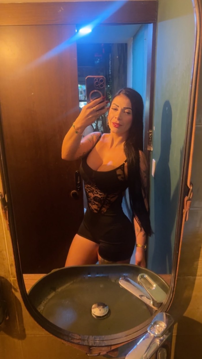 SENSUAL ESCORT ARDIENTE FIESTERA A TOPE