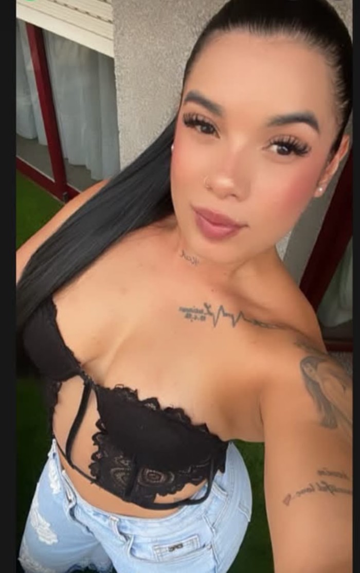 Niñata jovencita busca sexo salvaje en Zaragoza