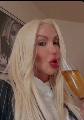 RUBIA ESPAÑOLA POLLONA Y EXPLOSIVA! VIENES? 24HRS