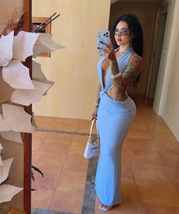 NIKOL SEXY ATREVIDA FIESTERA PURO VICIO FRANCES A TOPE