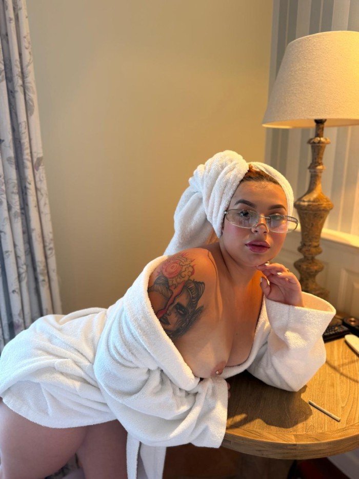 CELESTE HERMOSA ESCORT COLOMBIANA PURA DELICIA -613670960
