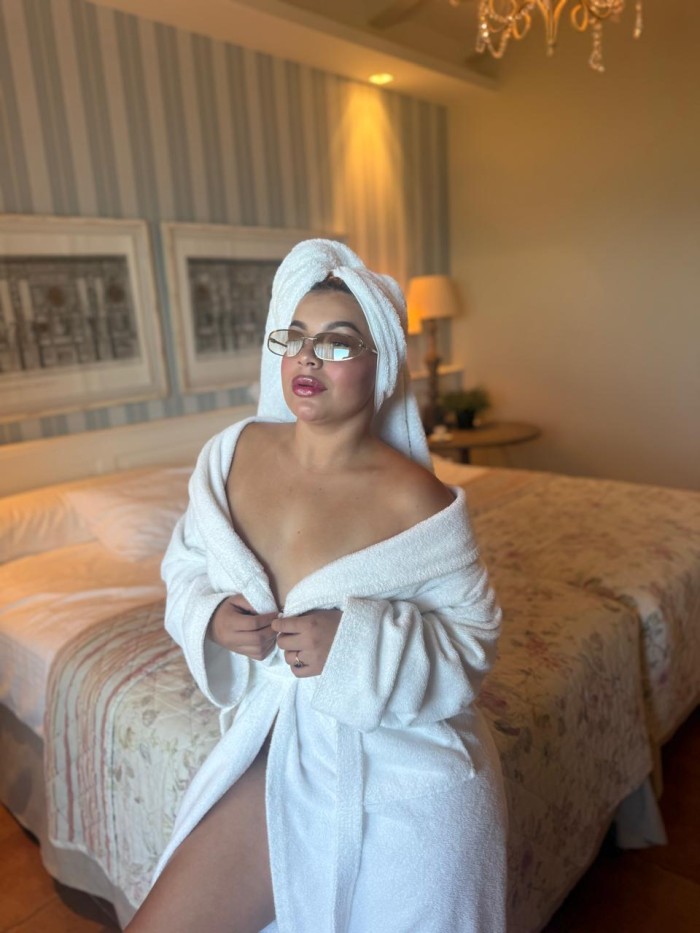 CELESTE HERMOSA ESCORT COLOMBIANA PURA DELICIA -613670960