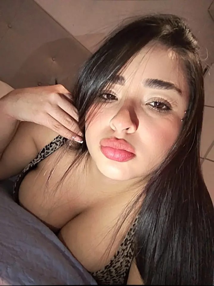 LUNA HERMOSA COLOMBIANA TRATO DE NOVIOS