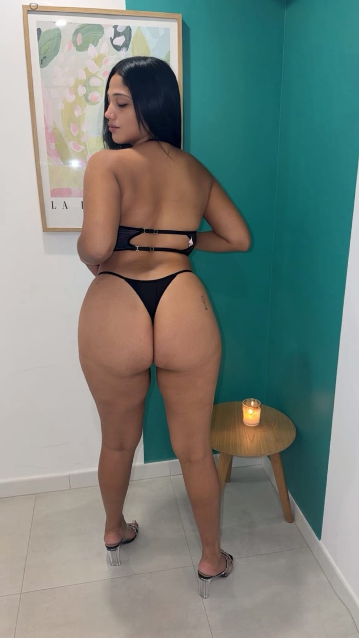 Linda latina primera vez en cambados