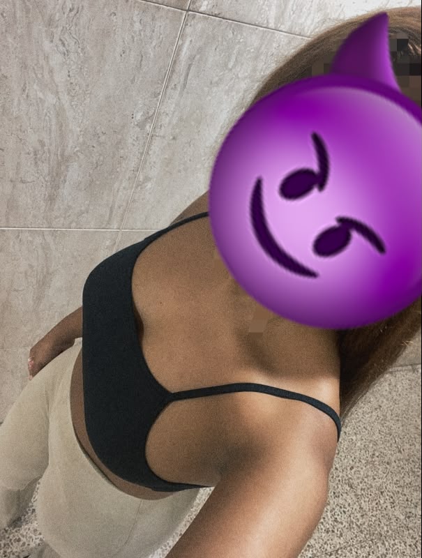 HERMOSA SEXY Y CALIENTE