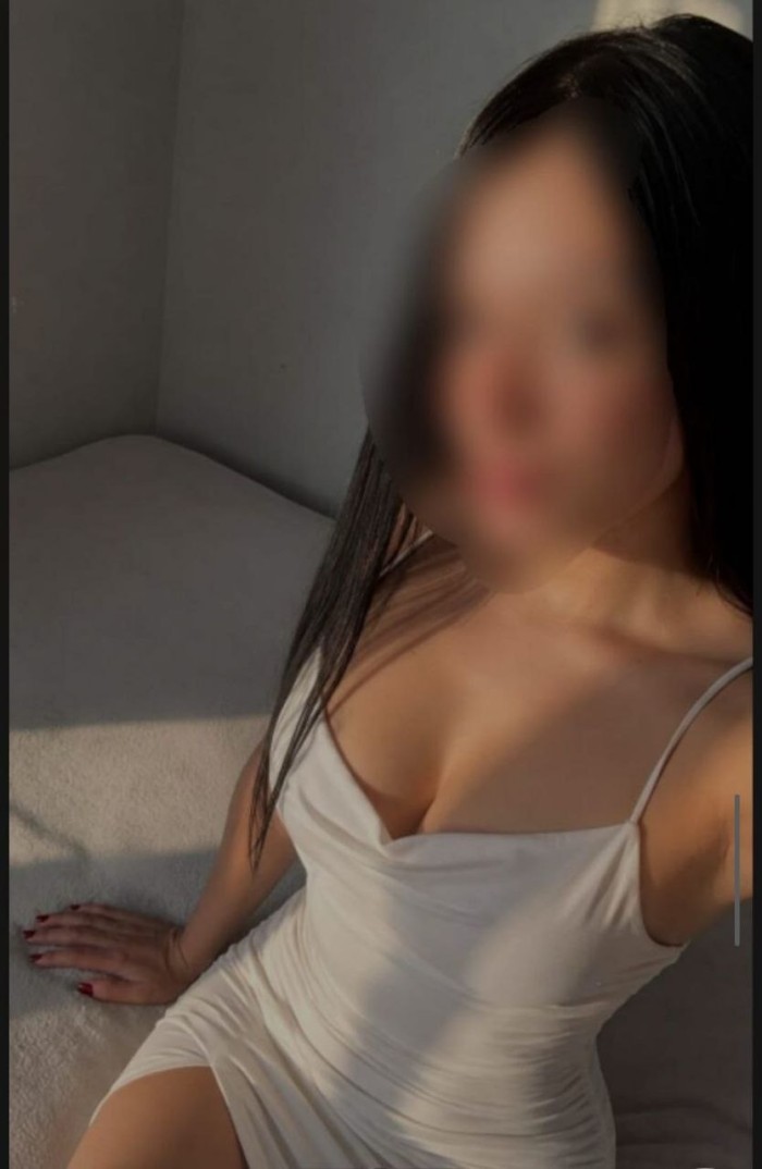 TANIA MORENAZA EN SALAMANCA DE REGRESO FIESTERA!