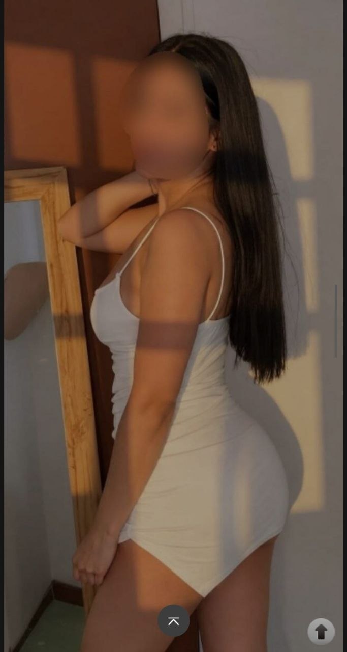TANIA MORENAZA EN SALAMANCA DE REGRESO FIESTERA!