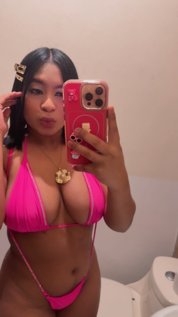EROTICA CON GANAS DE SEXO VEN Y FOLLEMOS A TOPE