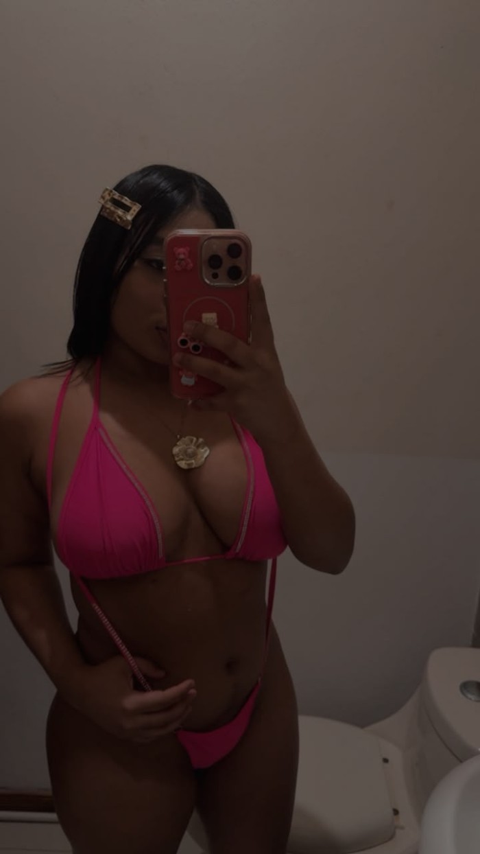 EROTICA CON GANAS DE SEXO VEN Y FOLLEMOS A TOPE