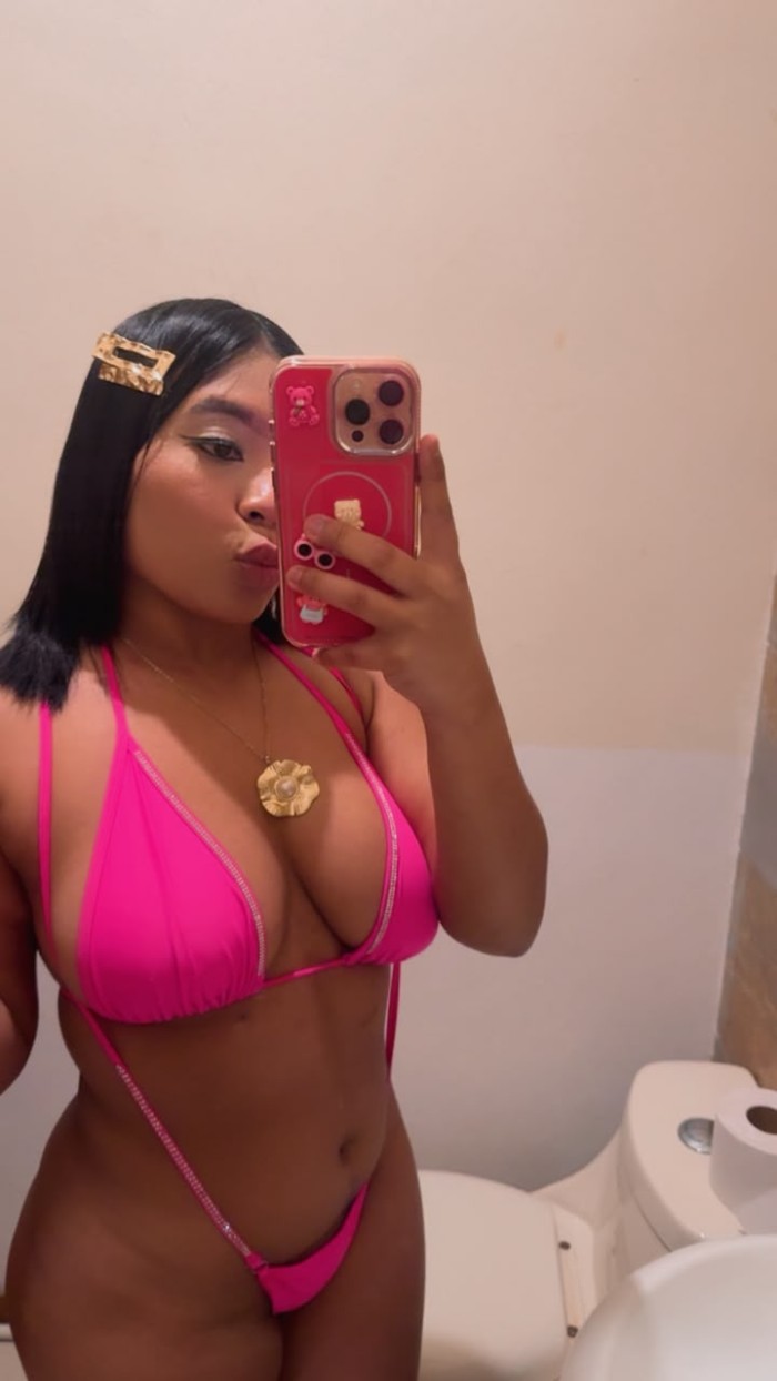 EROTICA CON GANAS DE SEXO VEN Y FOLLEMOS A TOPE
