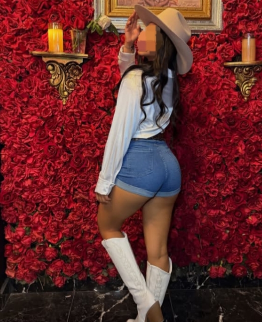 Colombiana independiente disponible 24 horas
