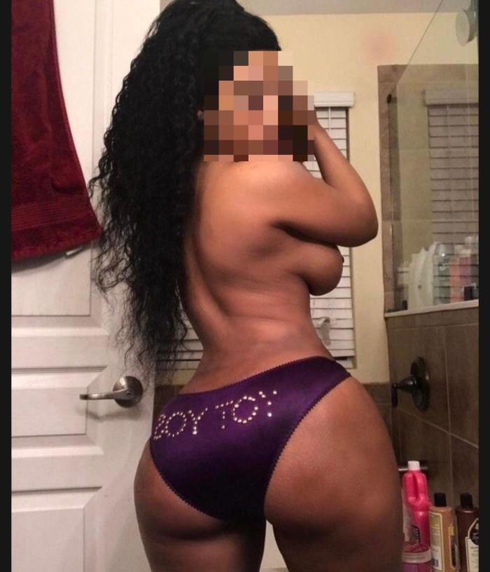 MULATA EXOTICA Y CACHONDA