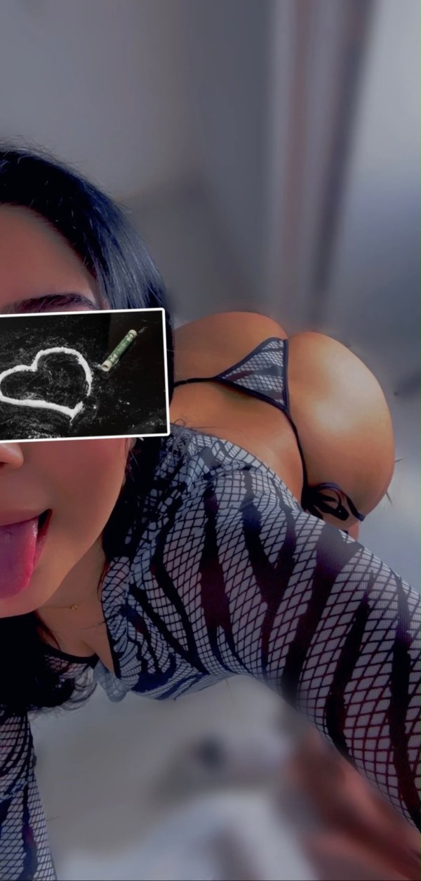 PAULA TODA UNA DIOSA RECIEN LLEGADA