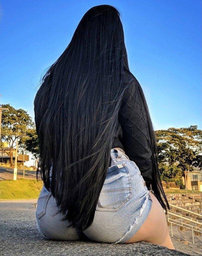 VALERY MULATICA SEXY Y COQUETA